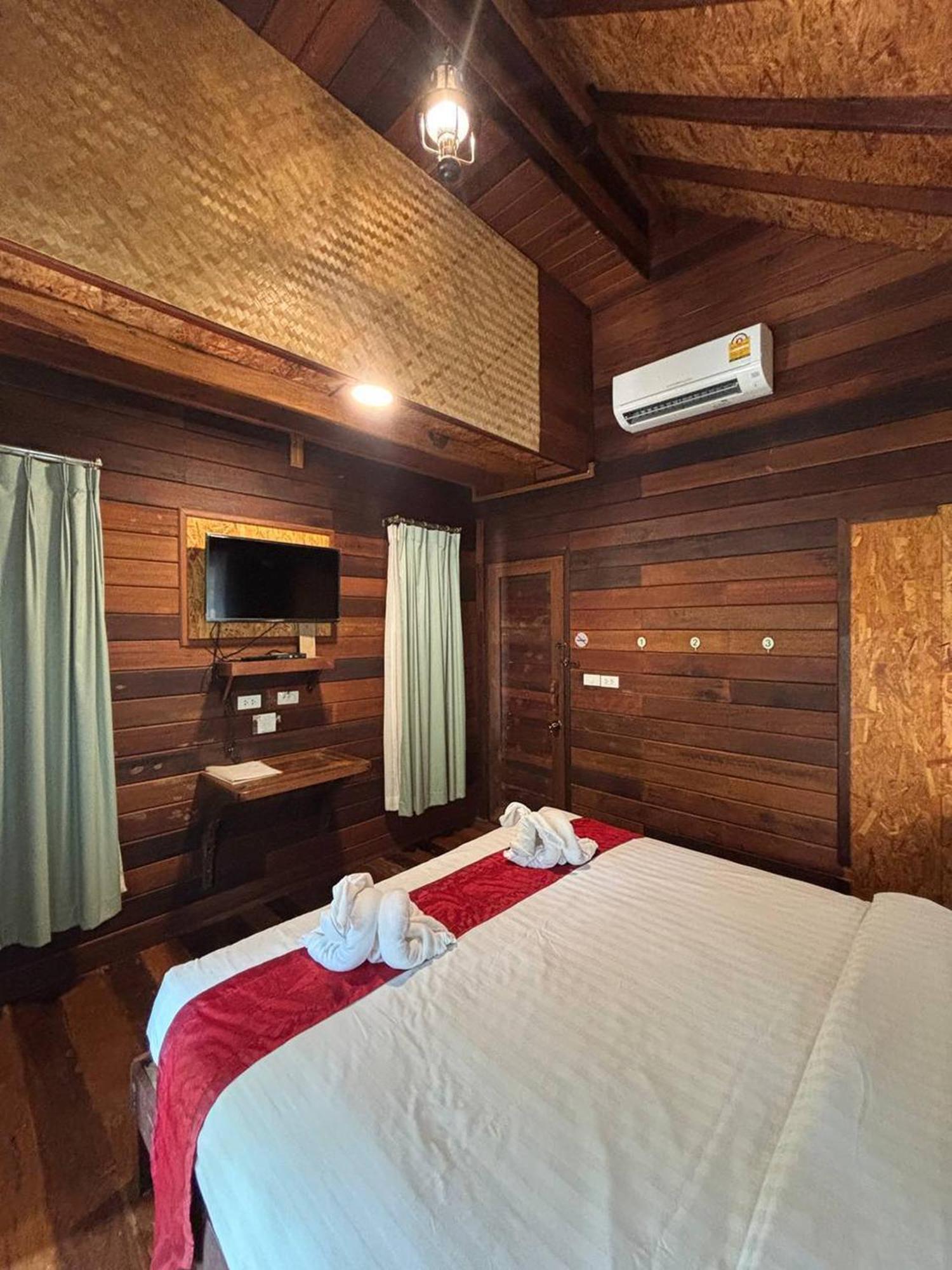 Boutique Village Hotel SHA Plus Ao Nang Extérieur photo